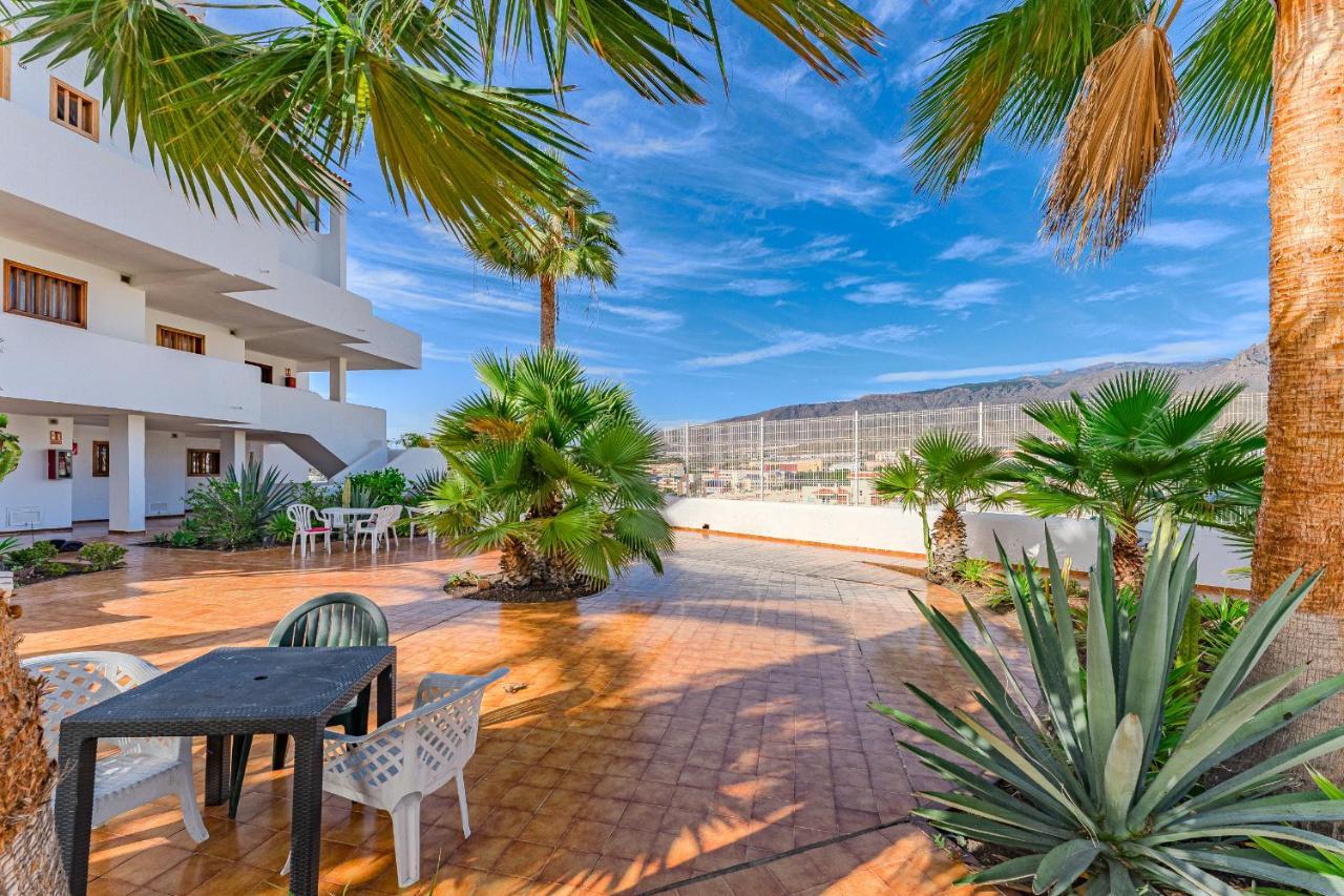 Centric In Playa Fanabe By Altamarhomes